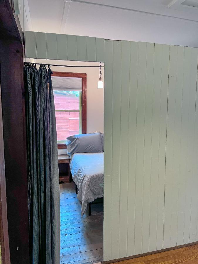 Camp Hudson Pines Villa Corinth Екстериор снимка