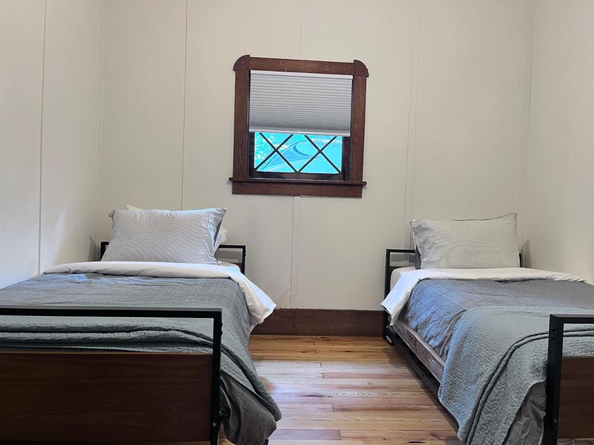 Camp Hudson Pines Villa Corinth Екстериор снимка